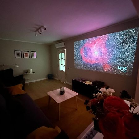 Stylish Apartment With Video Projector Bucarest Exterior foto